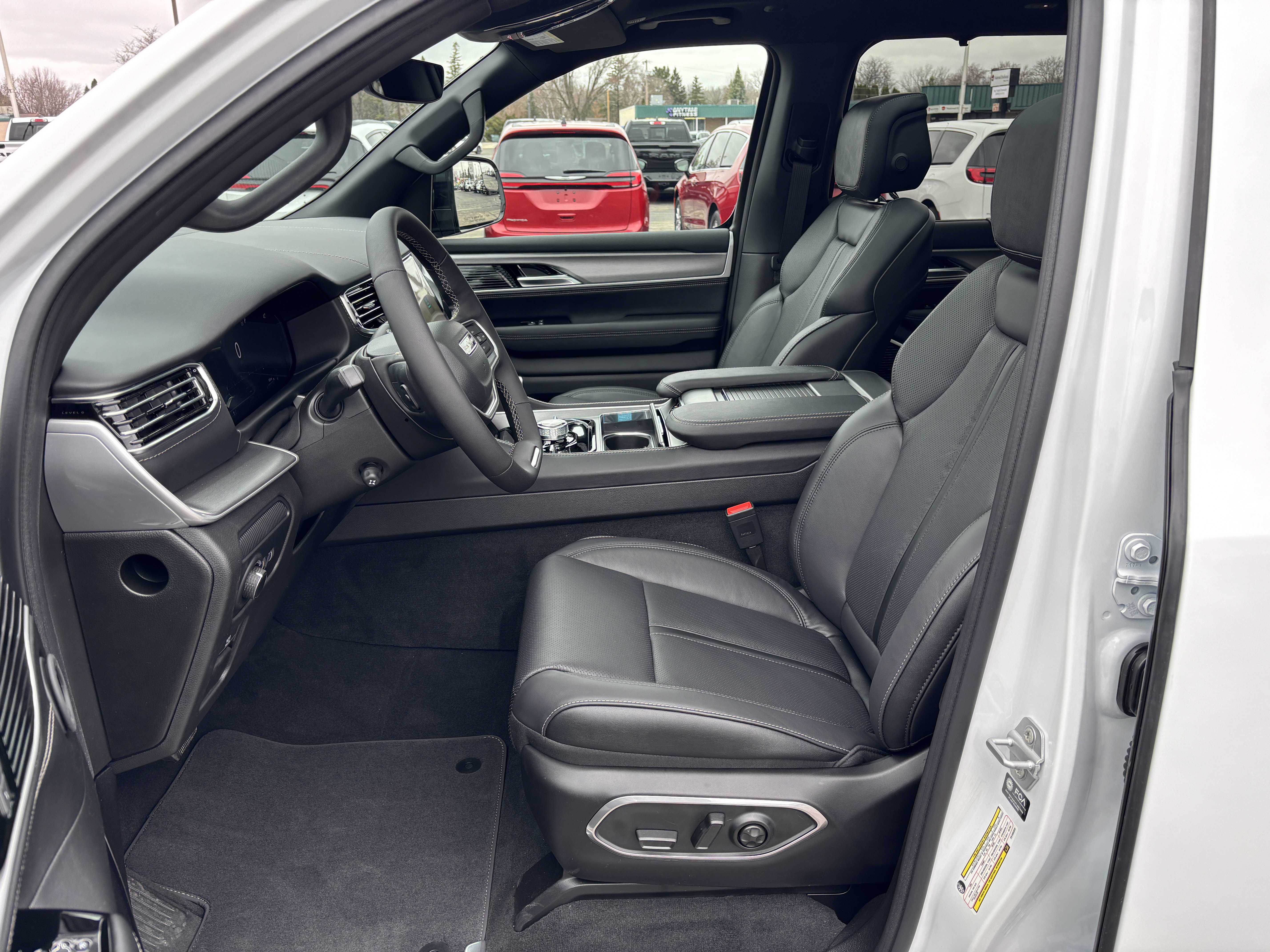 New 2026 Jeep Grand Wagoneer Limited image 9