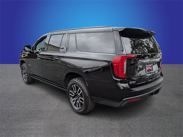 Used 2023 GMC Yukon XL AT4 w/ AT4 Premium Package image 3
