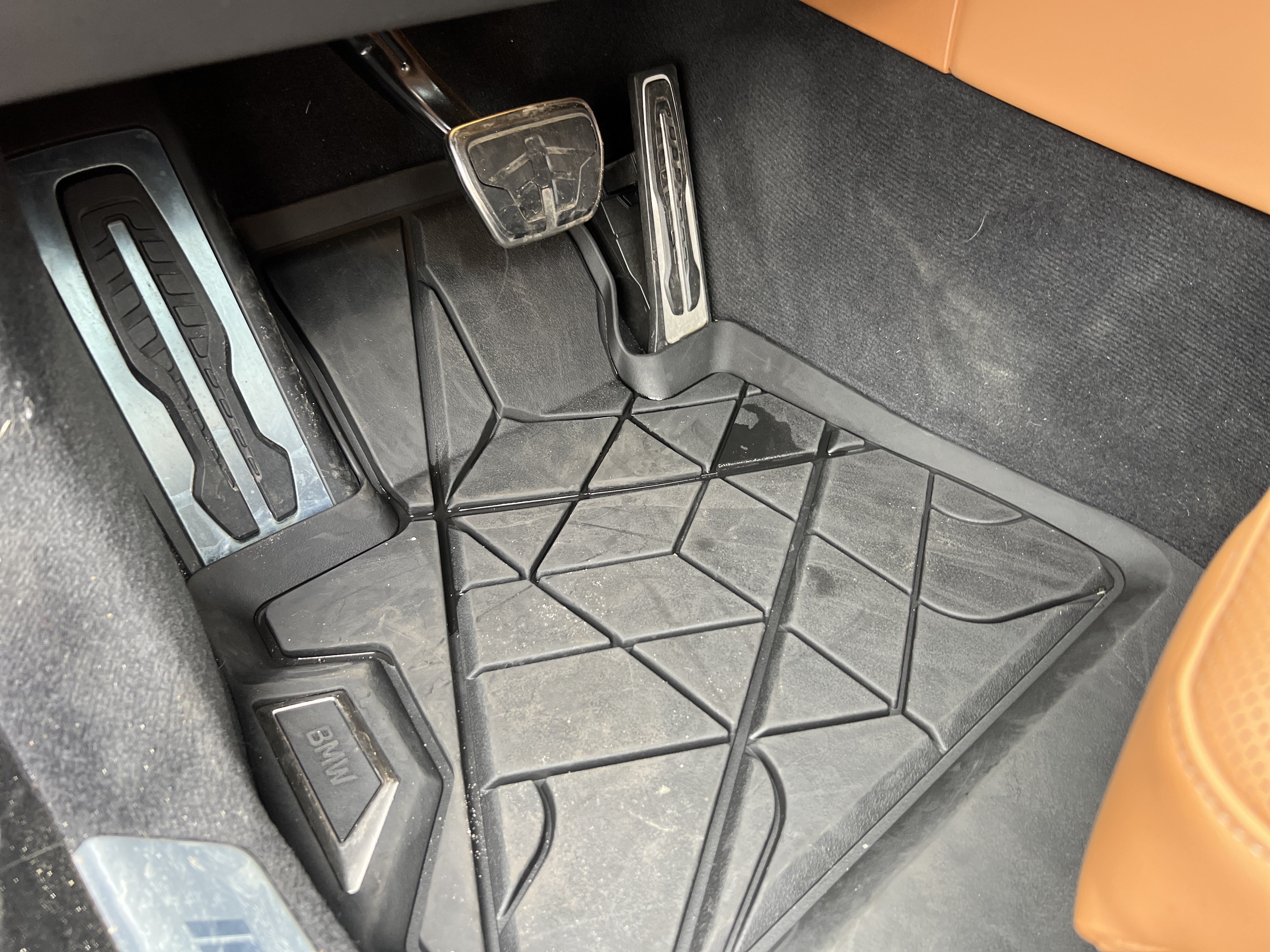 Certified 2024 BMW 740i RWD image 17