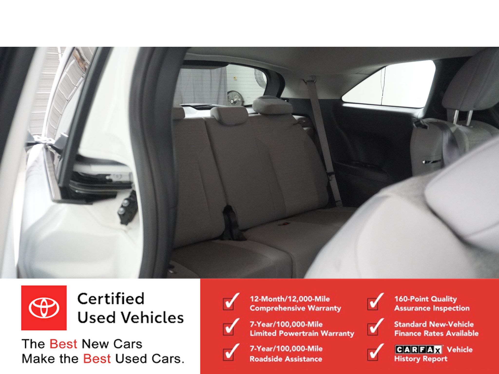 Certified 2025 Toyota Sienna LE w/ LE Plus Package FWD image 12