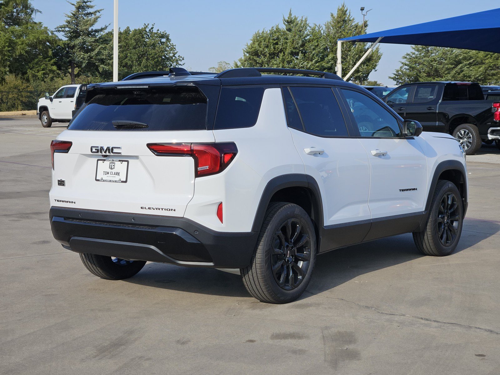 New 2027 GMC Terrain Elevation w/ Elevation Premium Package FWD image 4