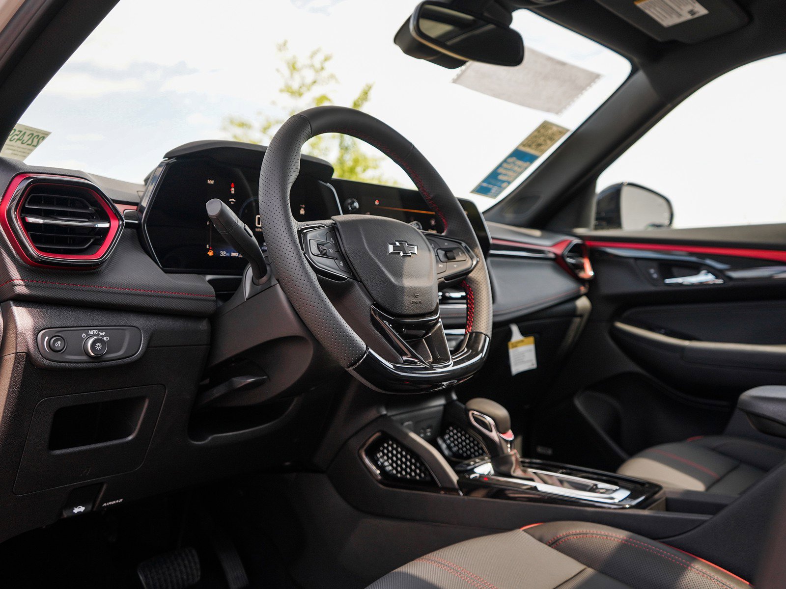 New 2026 Chevrolet TrailBlazer RS w/ Convenience Package AWD/4WD image 19