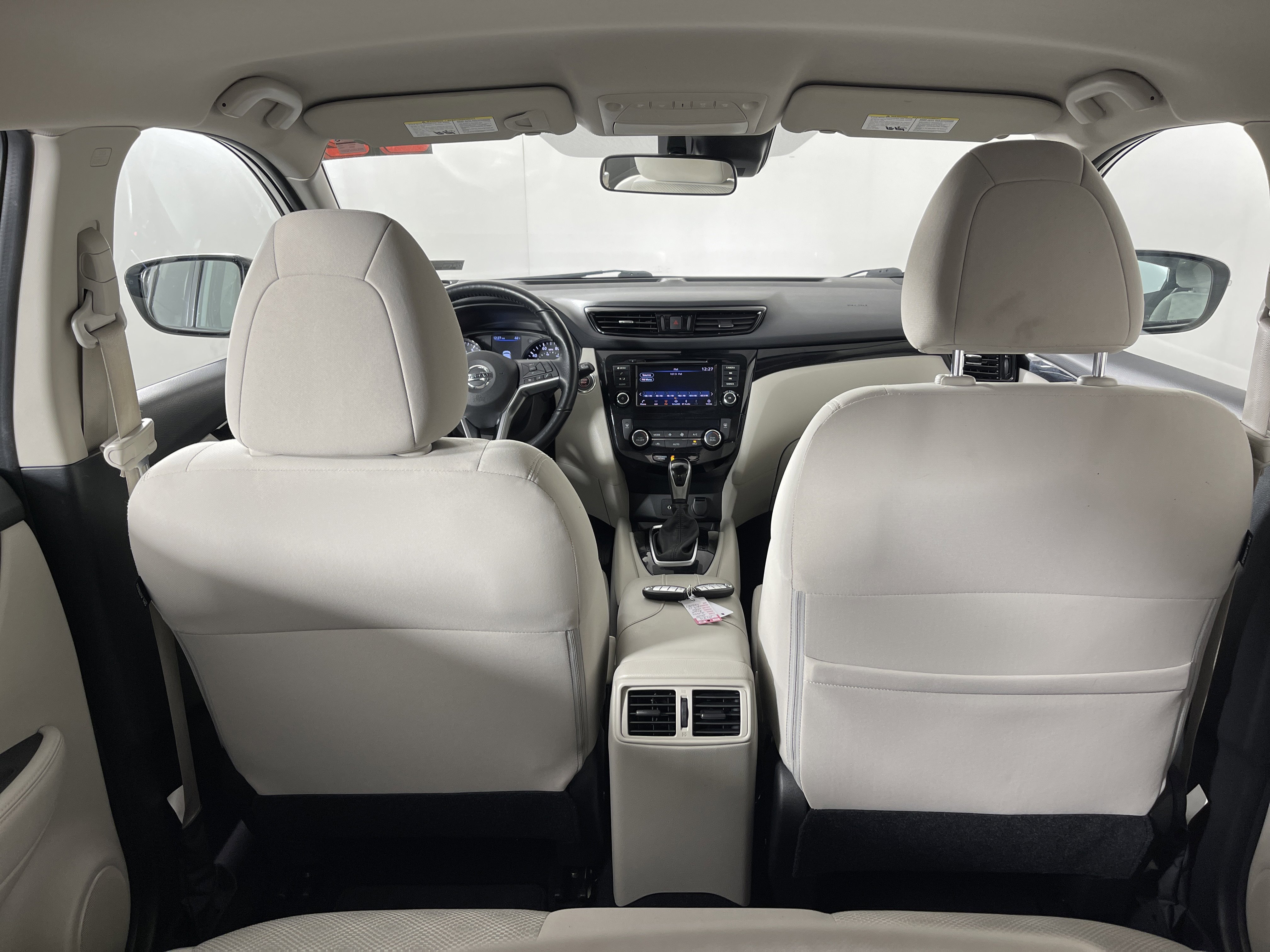 Used 2022 Nissan Rogue Sport SV image 15