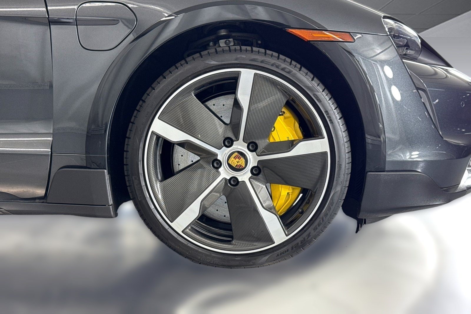 Used 2022 Porsche Taycan Turbo S AWD/4WD image 12