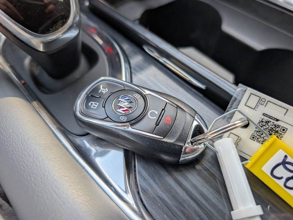 Used 2021 Buick Enclave Essence w/ Sound and Sites Package image 20