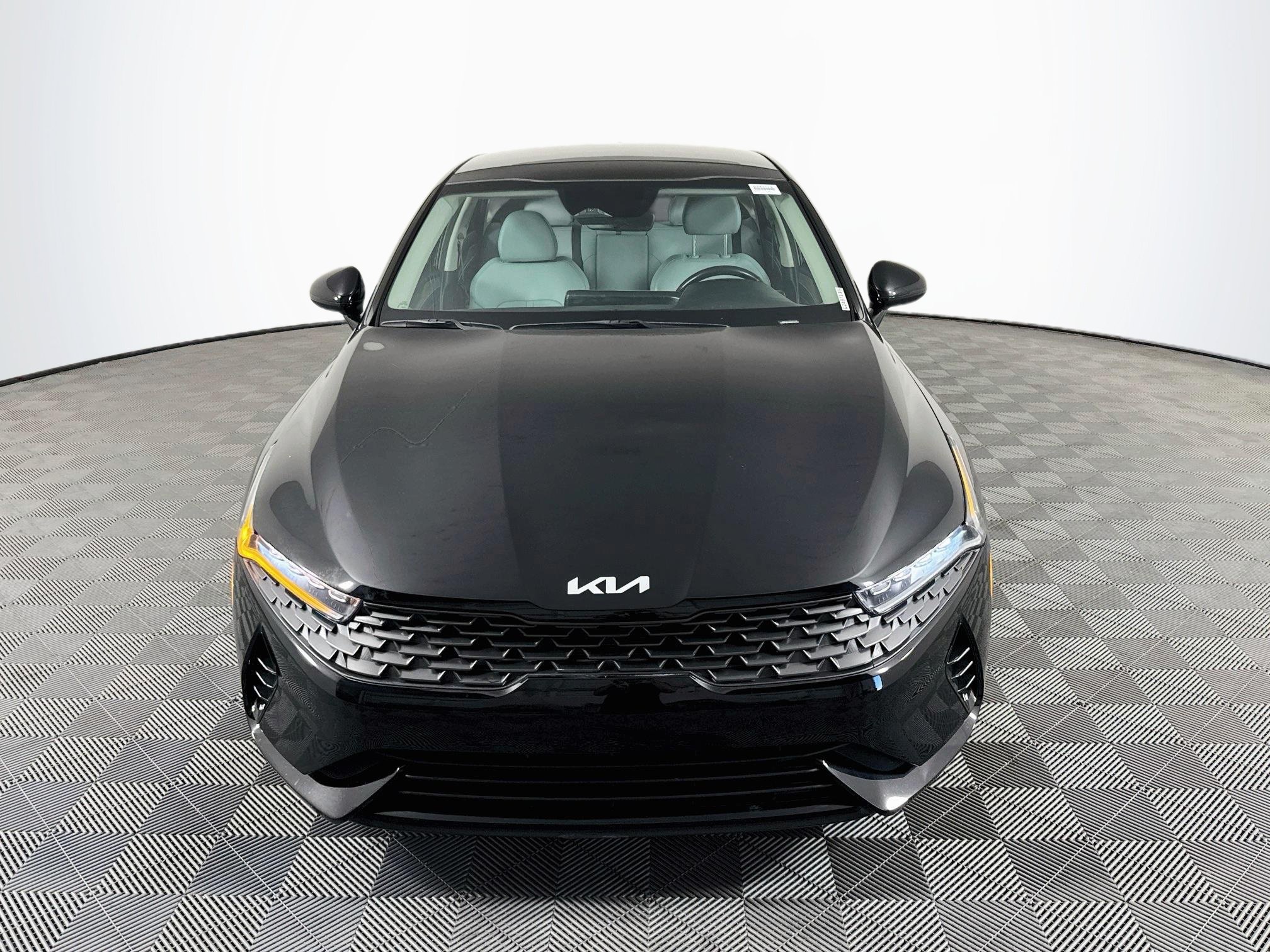 Used 2024 Kia K5 EX FWD image 2