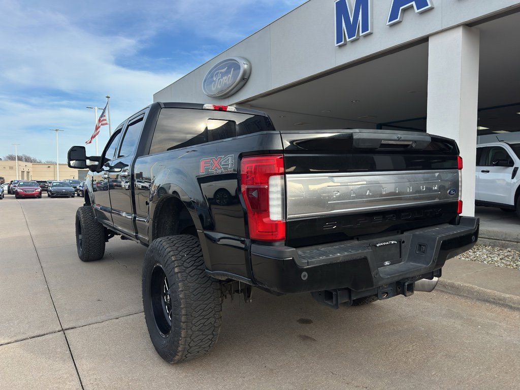 Used 2017 Ford F350 Platinum w/ Platinum Ultimate Package image 6