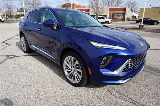 Used 2025 Buick Envision Avenir image 2