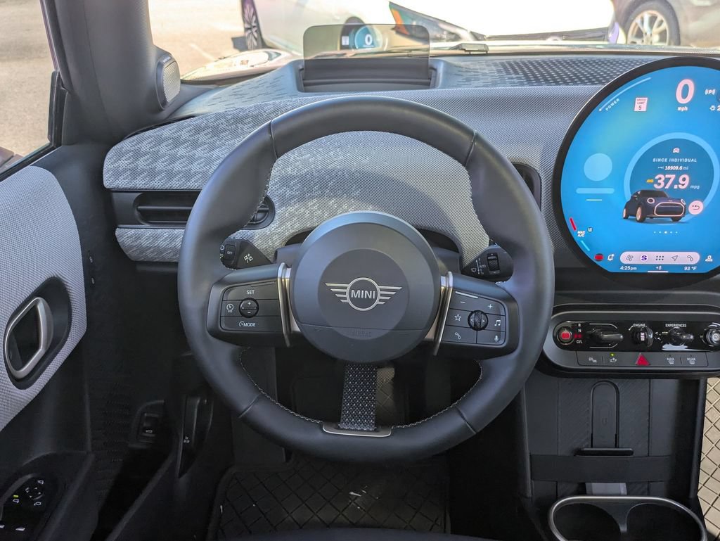 Used 2025 MINI Cooper S FWD image 11