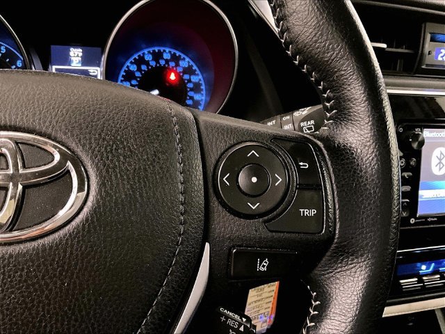 Used 2017 Toyota Corolla iM FWD image 19