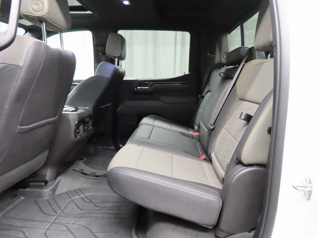 Used 2023 Chevrolet Silverado 1500 ZR2 image 10