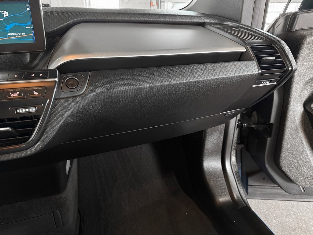 Used 2018 BMW i3 image 36
