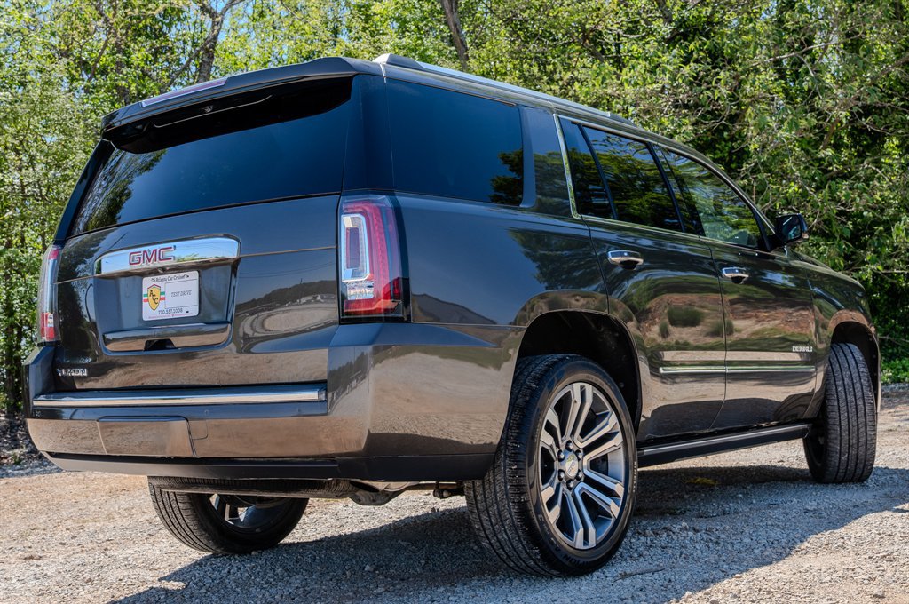 Used 2019 GMC Yukon Denali w/ Denali Ultimate Package RWD image 5