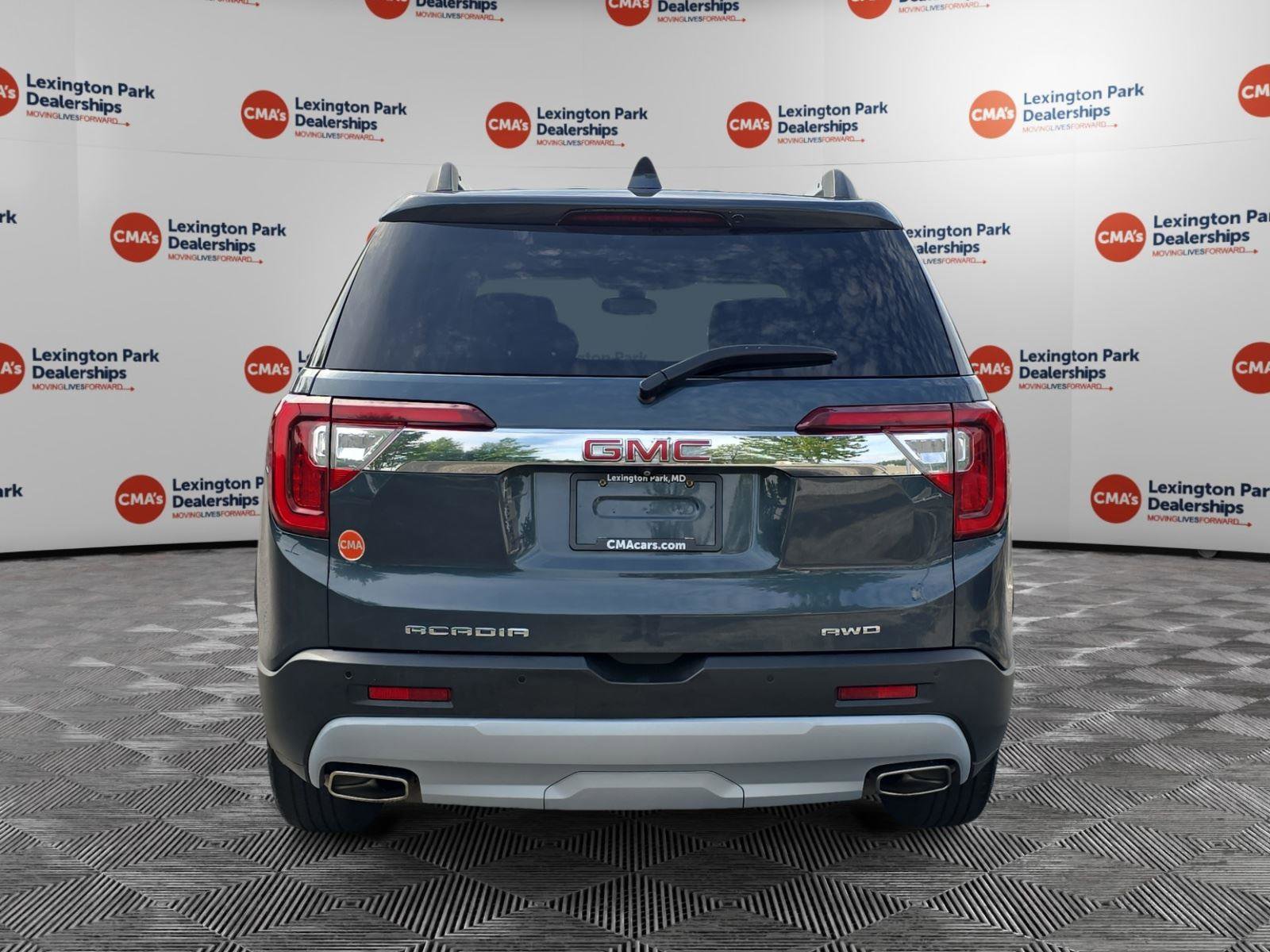 Used 2020 GMC Acadia SLT w/ Driver Alert Package II AWD/4WD image 6