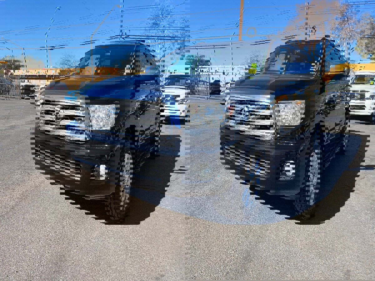 Used 2012 Toyota Sequoia Platinum image 11