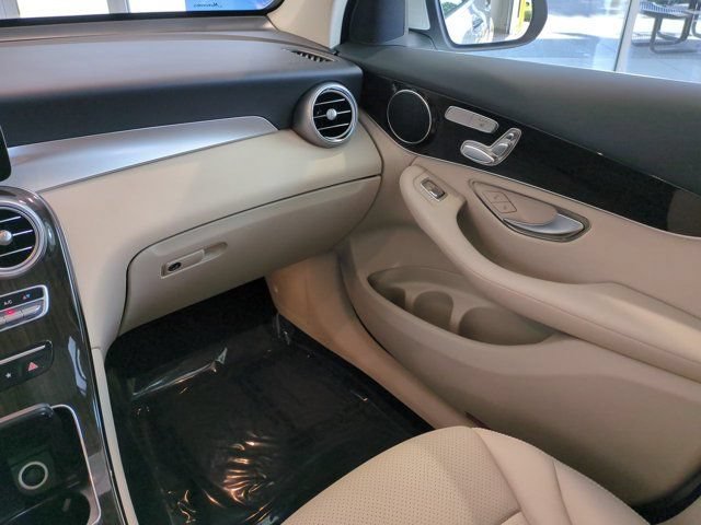 Certified 2021 Mercedes-Benz GLC 300 image 15