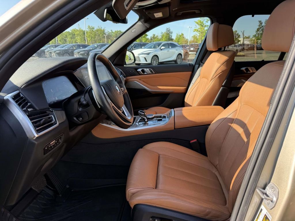 Used 2019 BMW X5 xDrive40i w/ Luxury Seating Package AWD/4WD image 13
