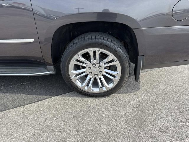 Used 2015 Cadillac Escalade ESV Luxury image 32