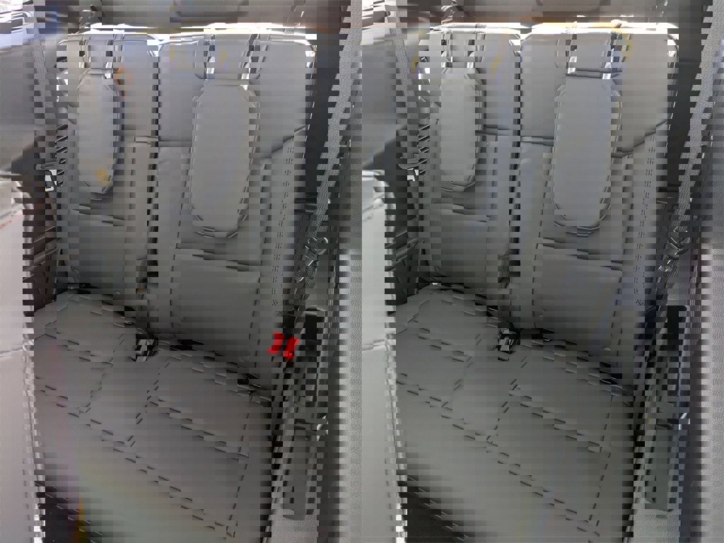 New 2026 Ford Explorer Active image 20