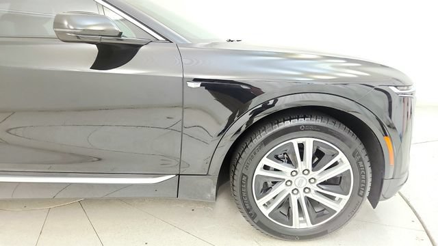 Used 2024 Cadillac Lyriq Tech AWD/4WD image 21