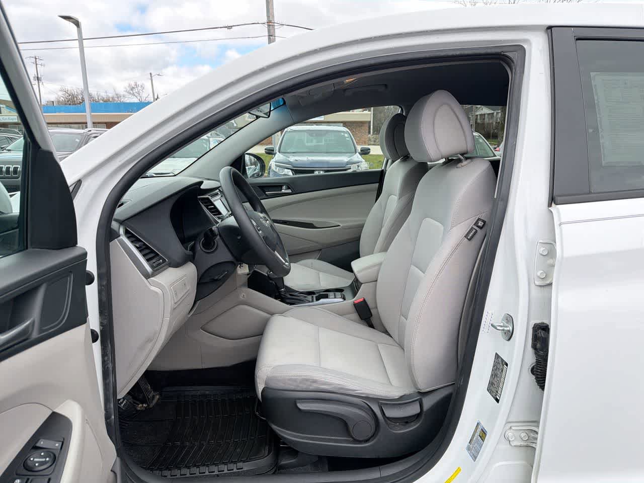 Used 2017 Hyundai Tucson SE FWD image 21