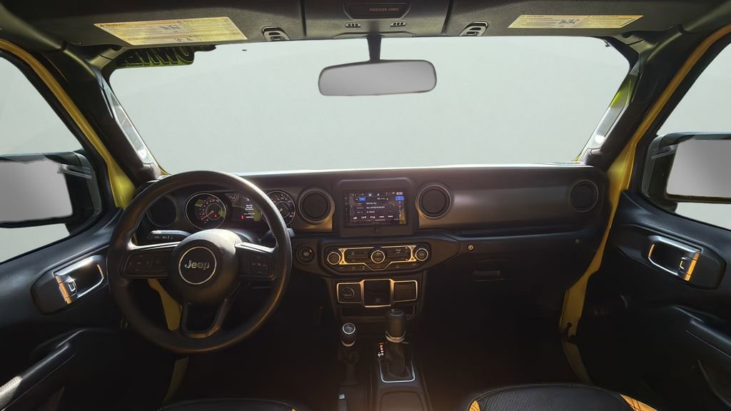 Used 2023 Jeep Gladiator Sport image 15