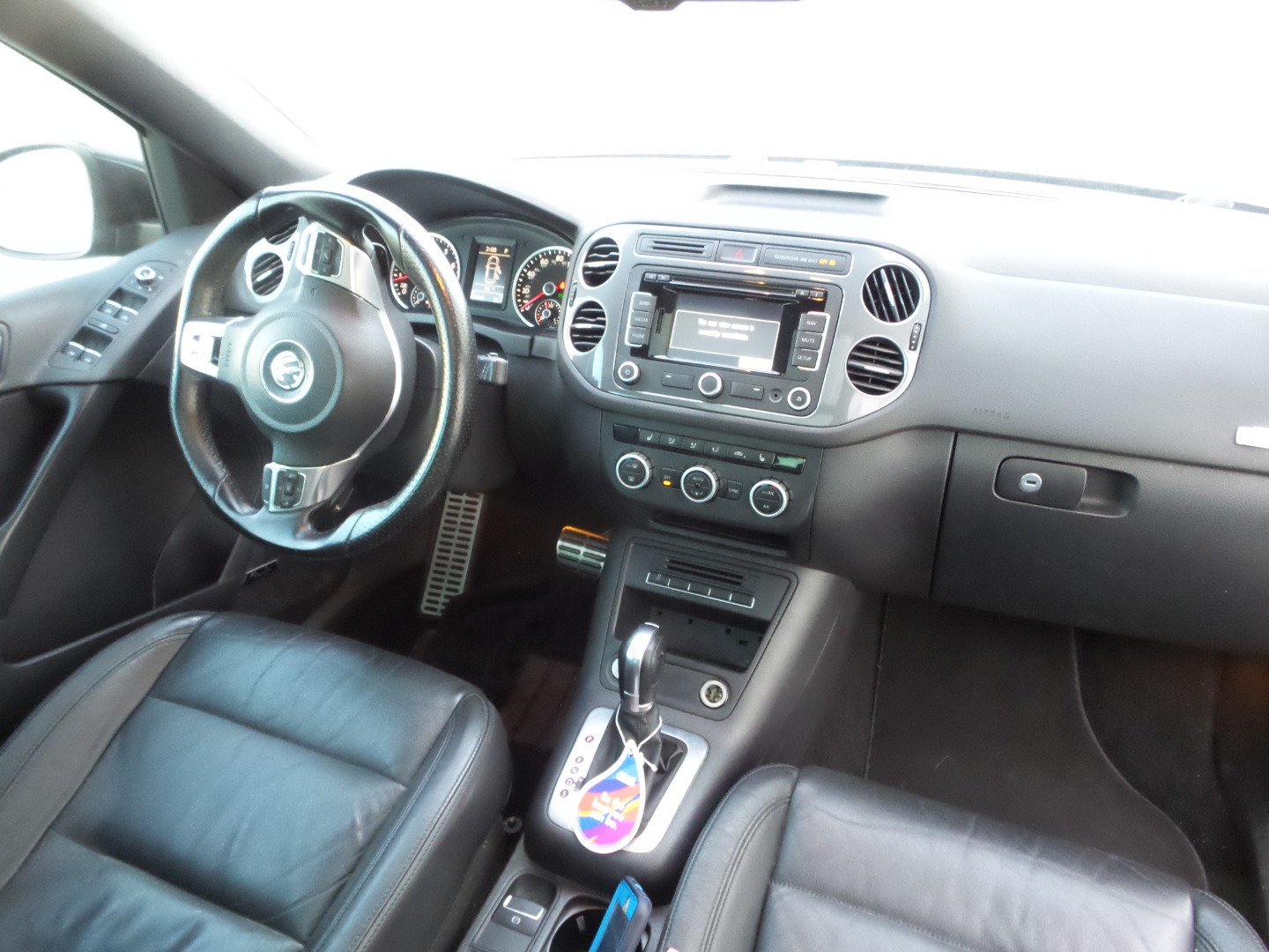 Used 2015 Volkswagen Tiguan R-Line FWD image 28