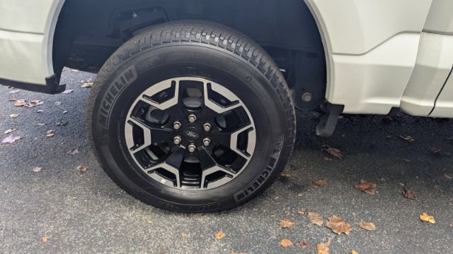 Used 2022 Ford F150 Lightning Pro image 12
