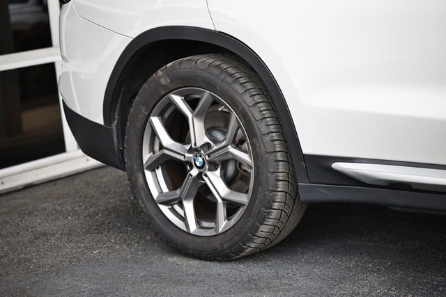 Used 2022 BMW X3 sDrive30i w/ Convenience Package image 5