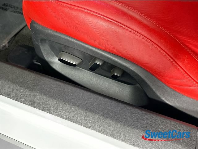 Used 2015 Chevrolet Corvette Z06 w/ 3LZ Preferred Equipment Group RWD image 36