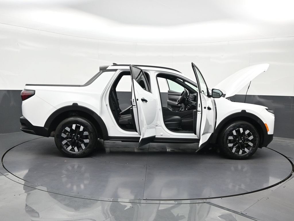 Used 2025 Hyundai Santa Cruz SEL FWD image 32