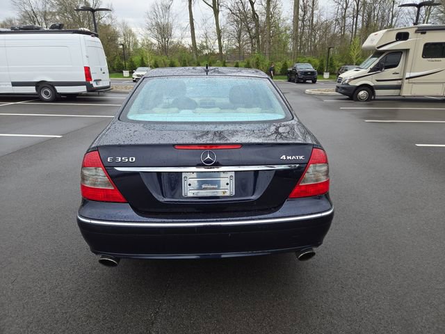 Used 2008 Mercedes-Benz E 350 4MATIC Sedan image 4