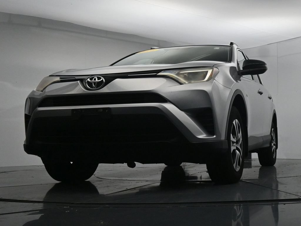 Used 2016 Toyota RAV4 LE AWD/4WD image 34