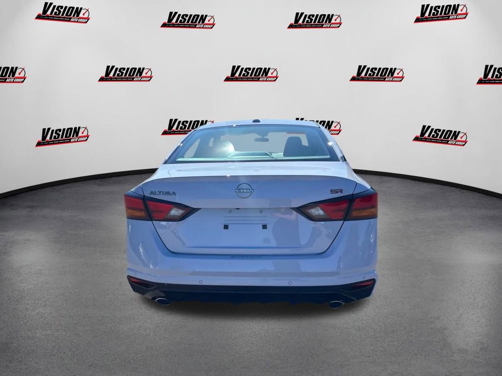 New 2025 Nissan Altima 2.5 SR image 6