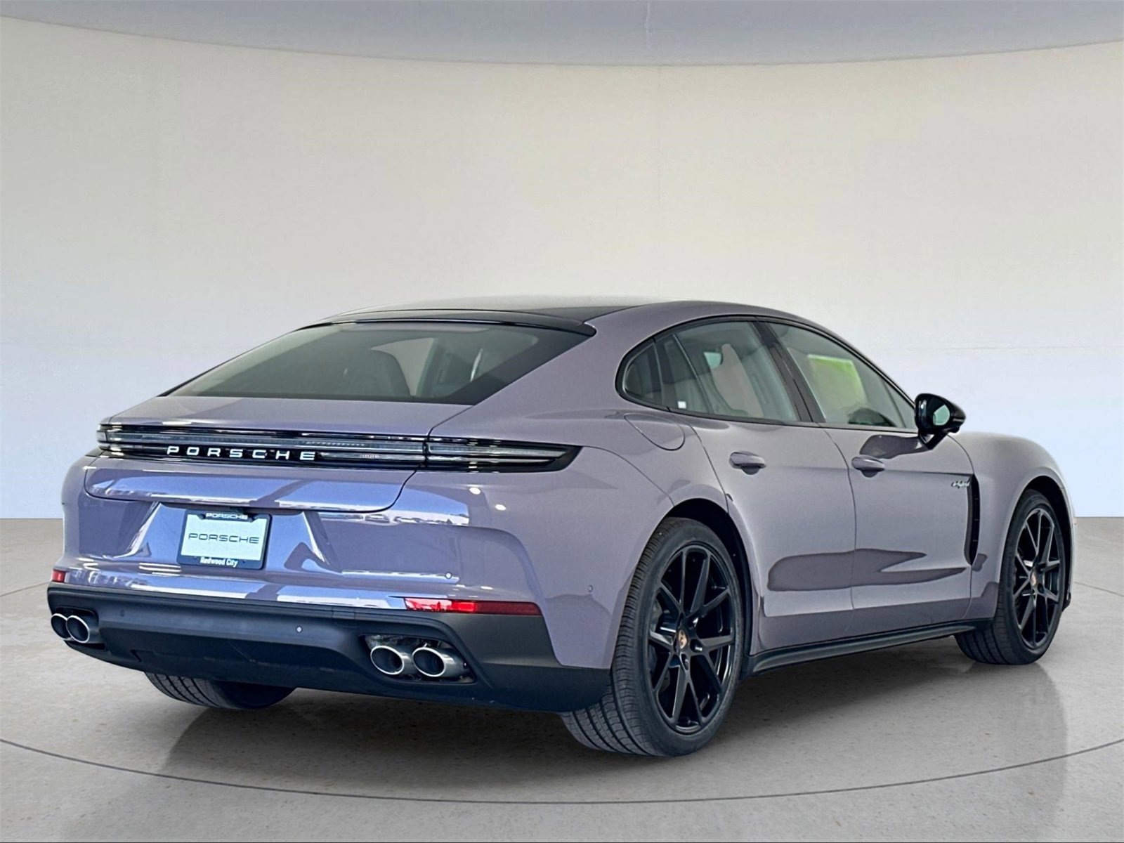 New 2025 Porsche Panamera 4 image 8
