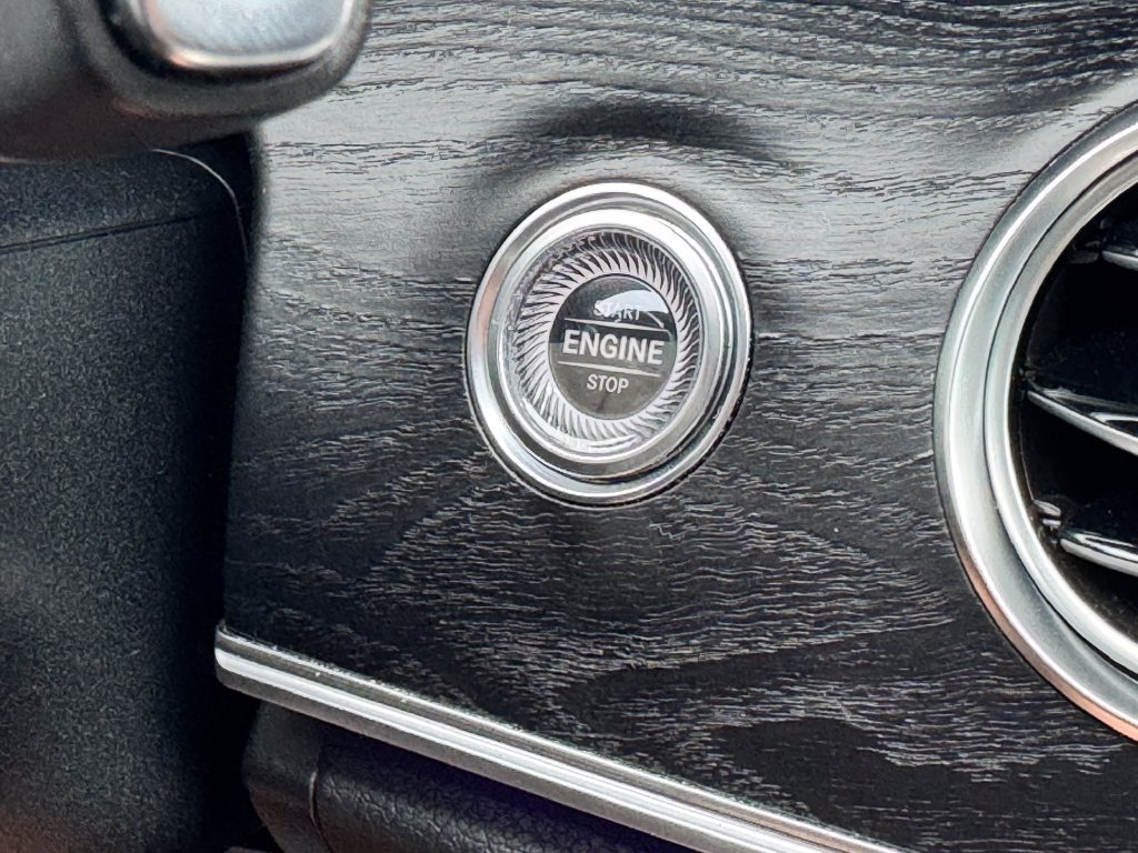 Used 2020 Mercedes-Benz E 450 4MATIC Sedan image 29