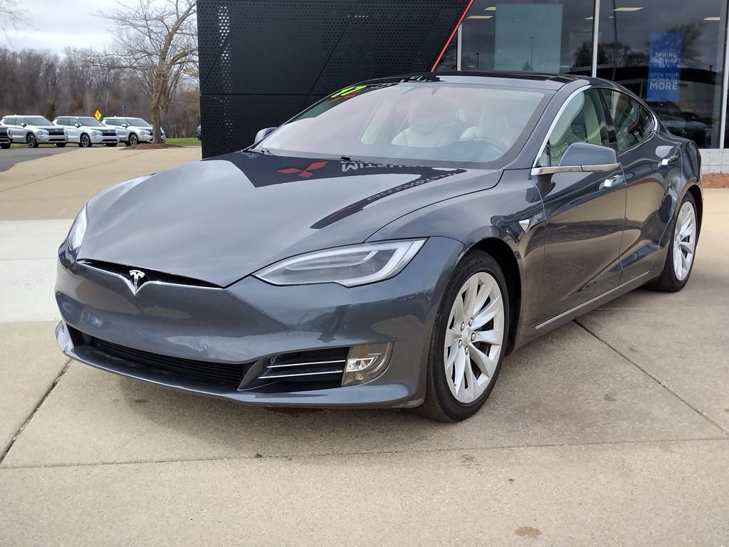 Used 2017 Tesla Model S 100D image 1