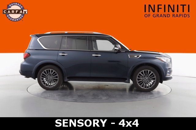 Used 2023 INFINITI QX80 Sensory image 2