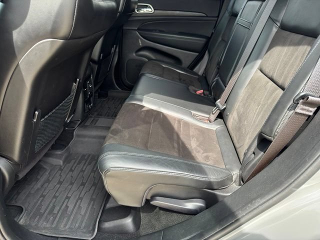 Used 2021 Jeep Grand Cherokee Laredo X AWD/4WD image 7