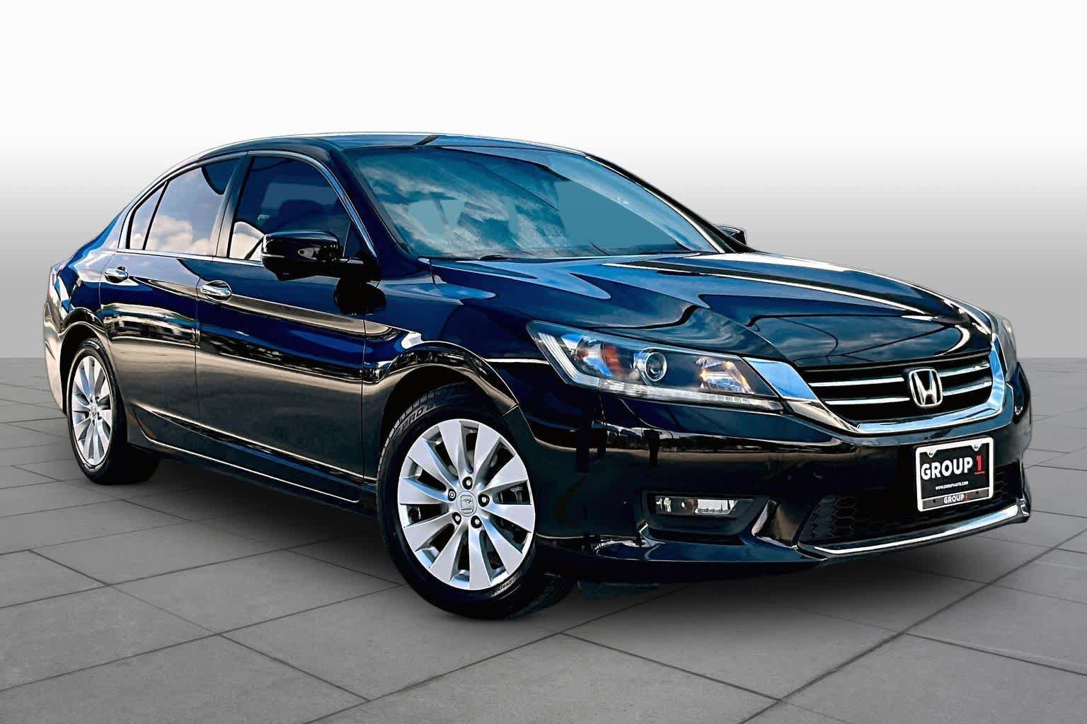 Used 2015 Honda Accord EX image 3