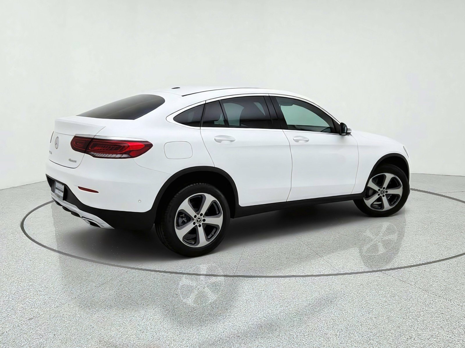 Certified 2022 Mercedes-Benz GLC 300 4MATIC Coupe w/ Multimedia Package Lite image 8