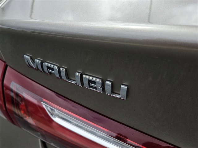 Used 2022 Chevrolet Malibu LT image 11