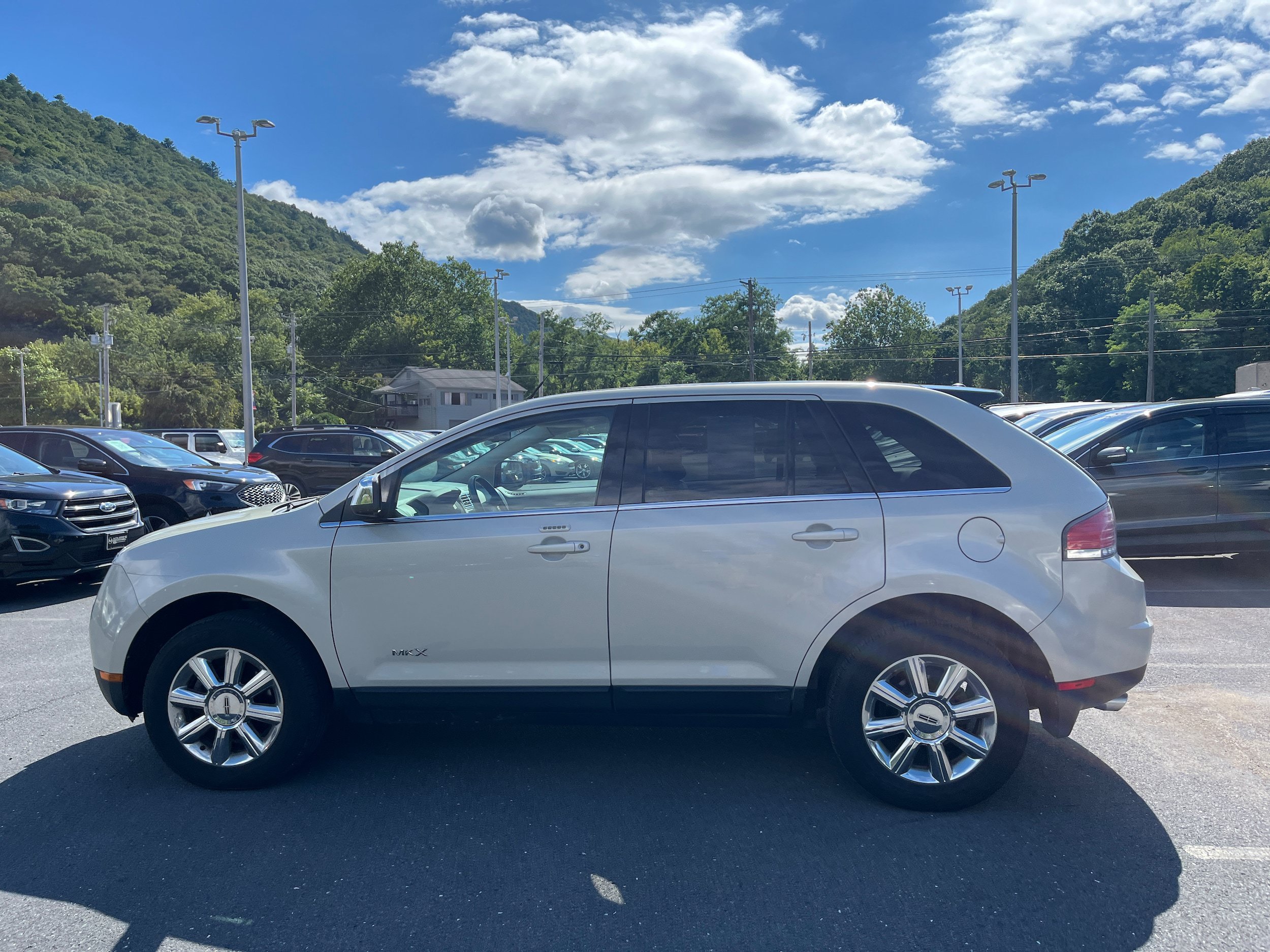 Used 2007 Lincoln MKX AWD image 7