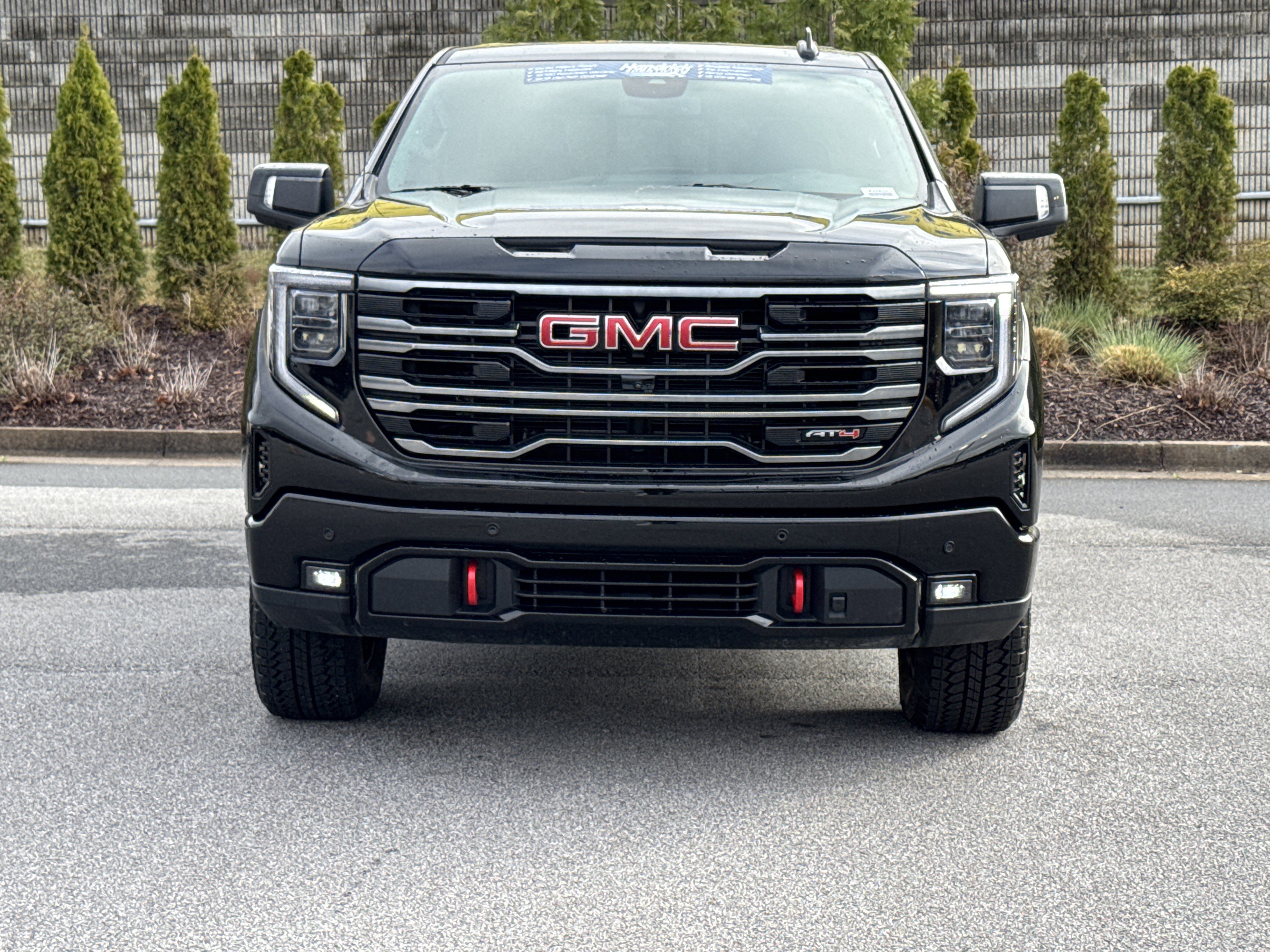 Used 2025 GMC Sierra 1500 AT4 w/ AT4 Premium Package image 3