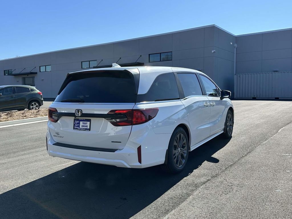 New 2026 Honda Odyssey Touring image 30
