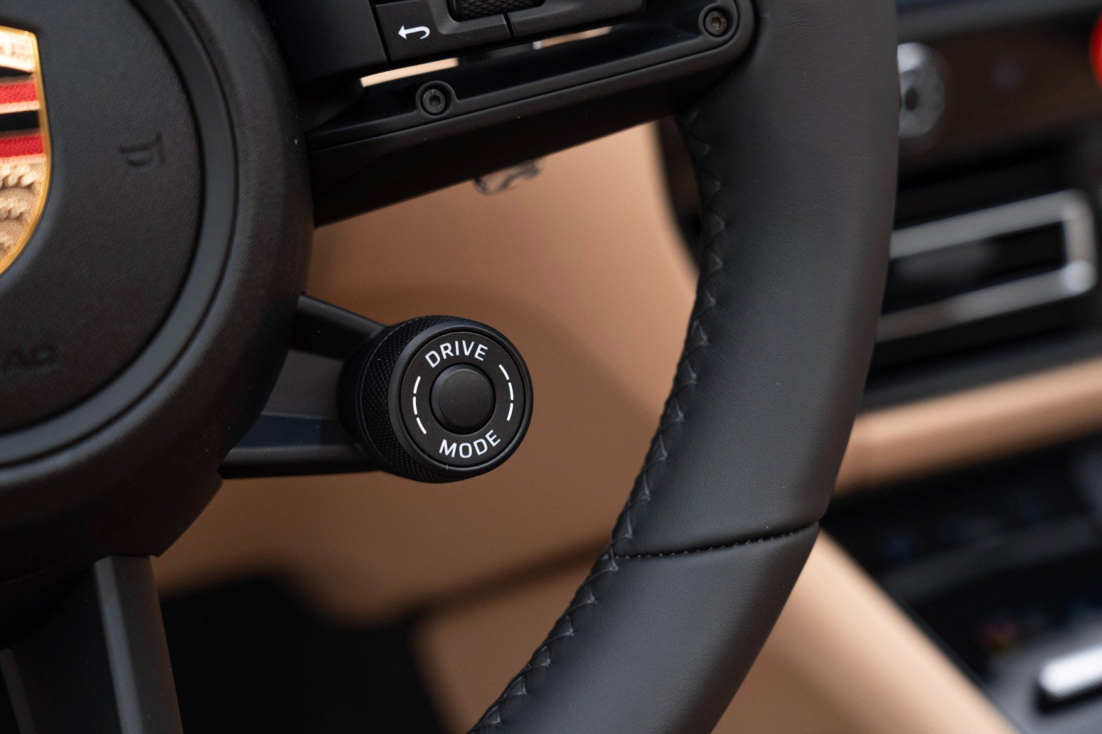 New 2025 Porsche Macan image 27