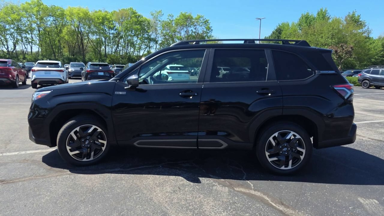 Used 2025 Subaru Forester Limited w/ Popular Package AWD/4WD image 5