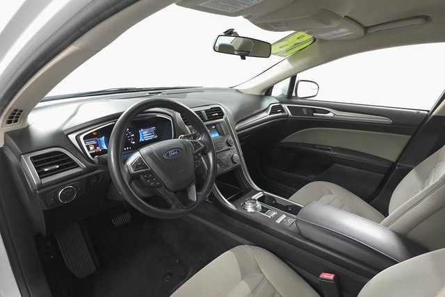 Used 2018 Ford Fusion S image 17