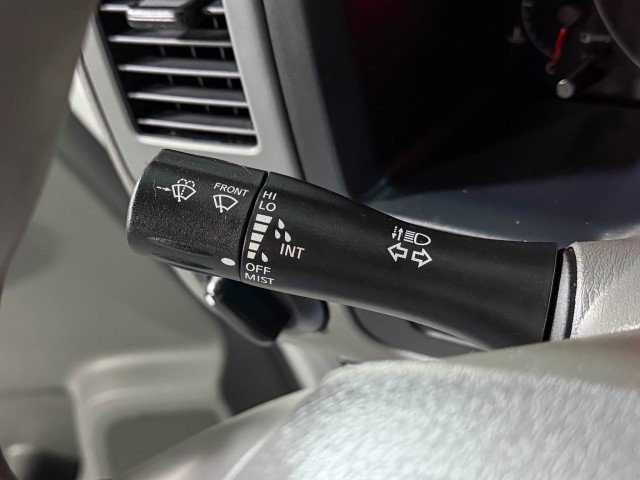 Used 2020 Nissan NV 2500 SV image 21