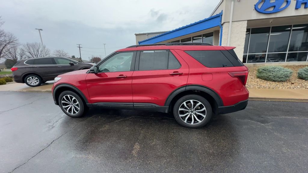 Used 2020 Ford Explorer ST w/ Premium Technology Package image 5